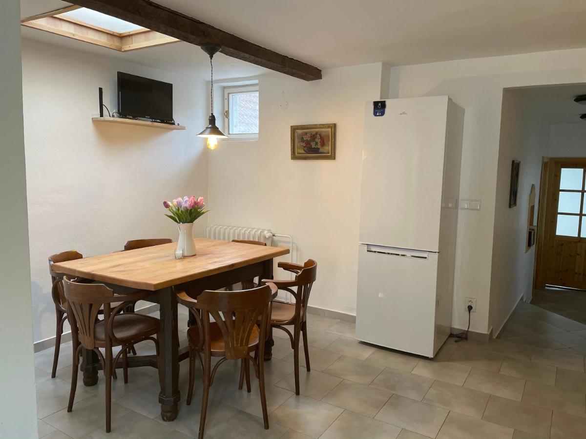 Apartment Zluty Domecek *